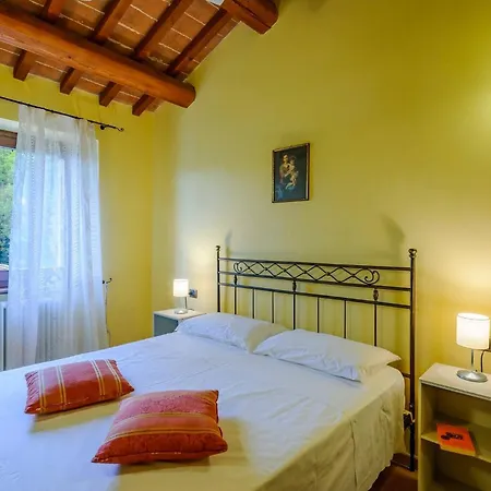 Emilianna 12&2 By Marche