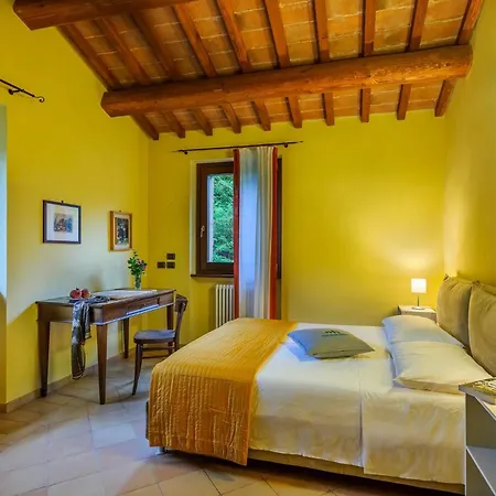Villa Emilianna 10&4, Emma