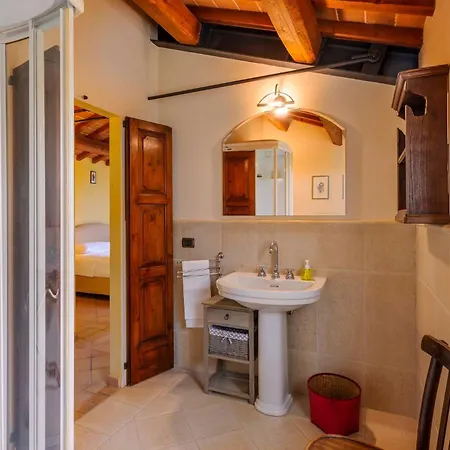 Emilianna 12&2 By Marche Villa Fano