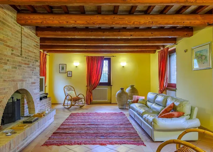 Emilianna 12&2 By Marche * Fano