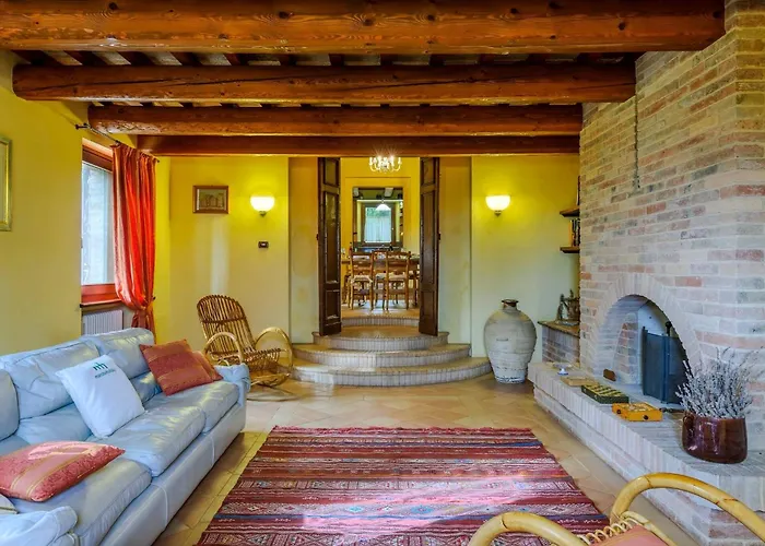 Emilianna 12&2 By Marche