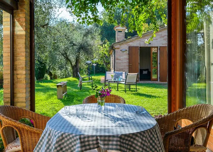 Emilianna 12&2 By Marche * Fano