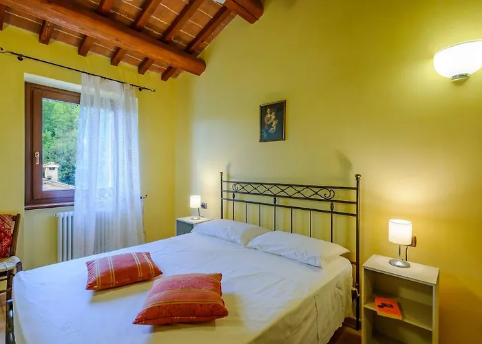 Emilianna 12&2 By Marche