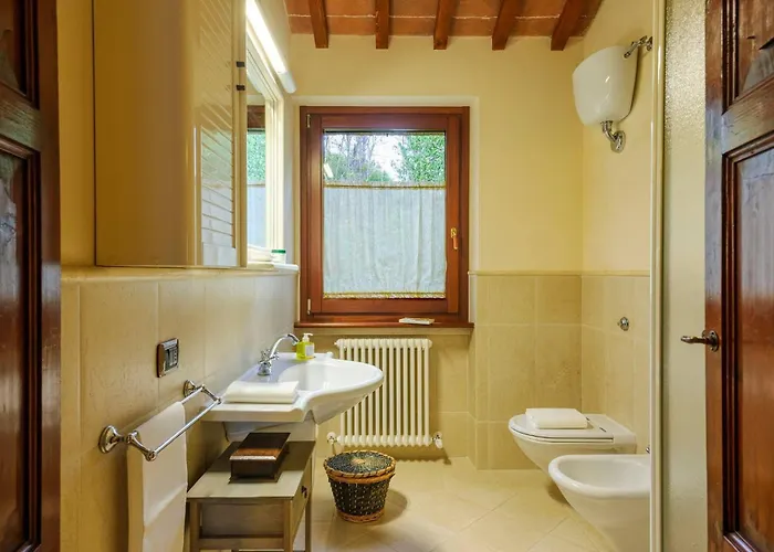 Emilianna 12&2 By Marche Villa