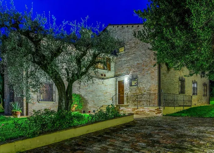 Emilianna 12&2 By Marche Fano